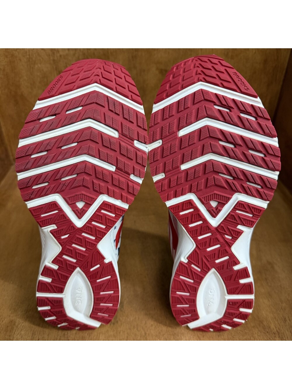Brooks Launch 6 Running Shoes Womens 10 Patriotic USA Stars Stripes 1202851B166 - Picture 6 of 15